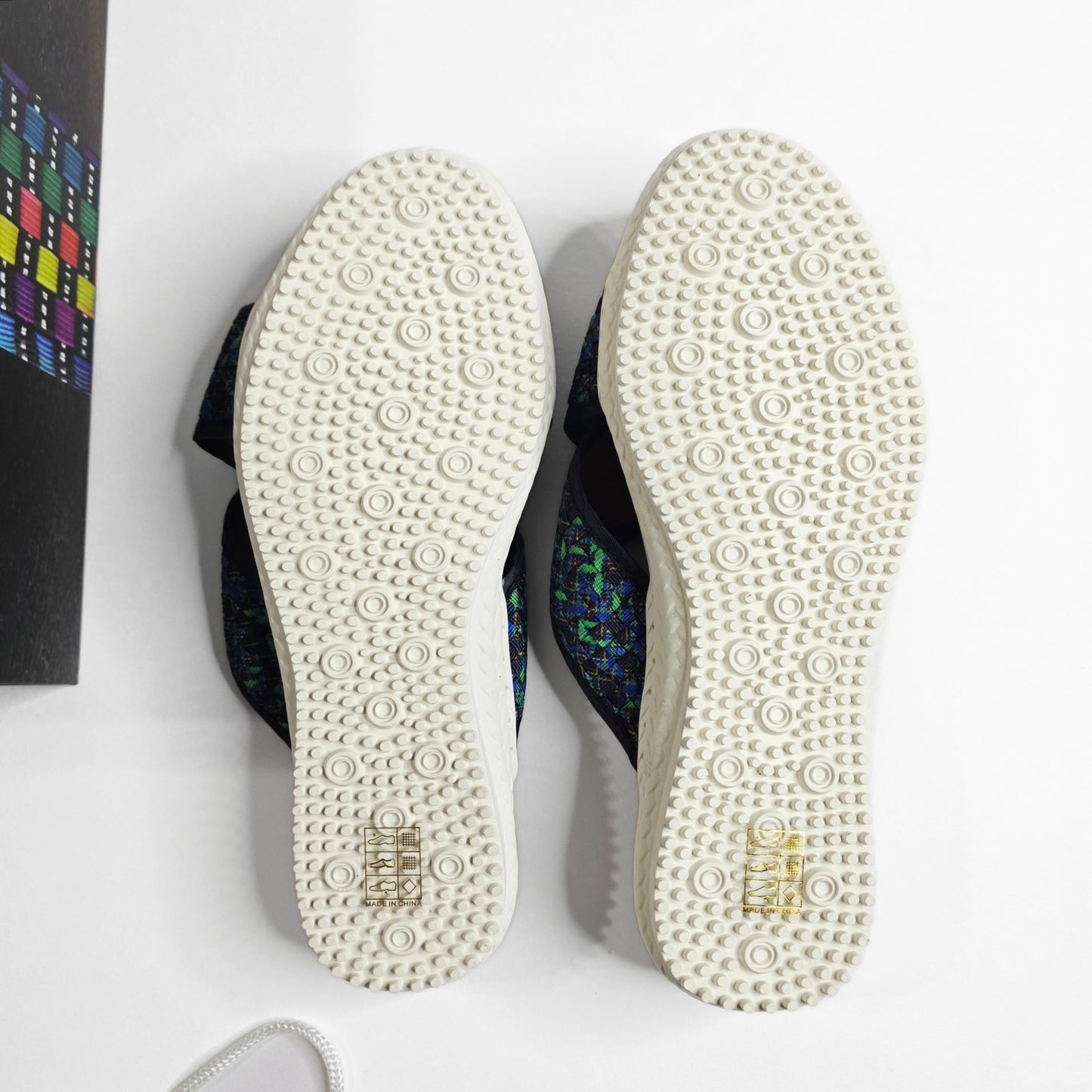 Bernie Mev Avon  Sandals  8.5 EU 39  Woven Memory Foam New